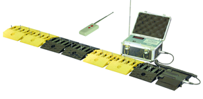 無線便攜式遙控破胎器廠家,富順縣成輝全自動破胎釘送貨上門-中國棉花采摘機(jī)交易網(wǎng)